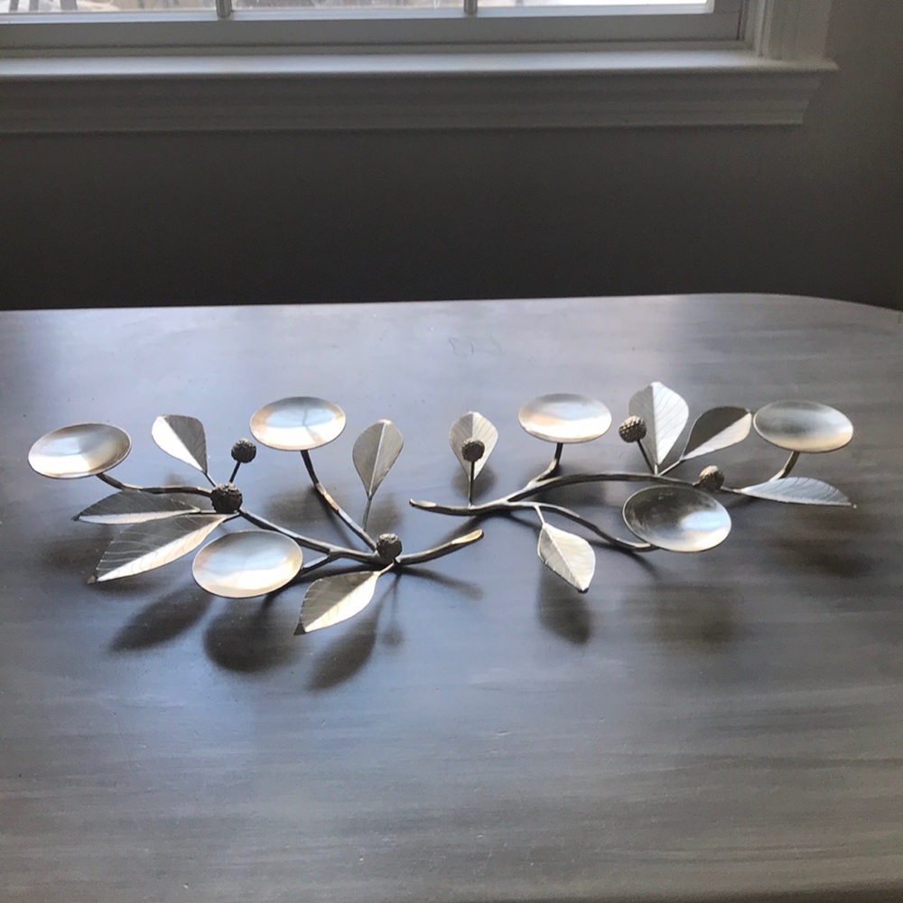 Crate&barrel centerpiece
